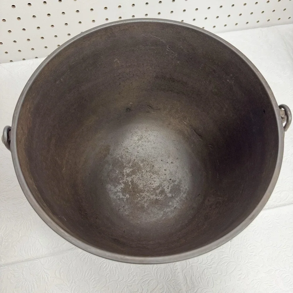 Antique Cast Iron Cauldron Pot 3 Legged Spider Gate Marked Bail Handle Primitive